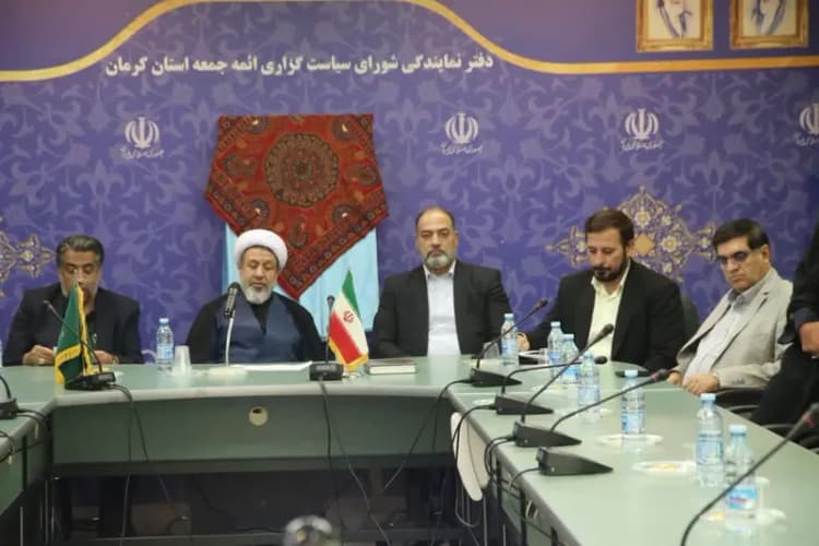 شتاب در تکمیل فاز دوم پتروشیمی کرمانشاه