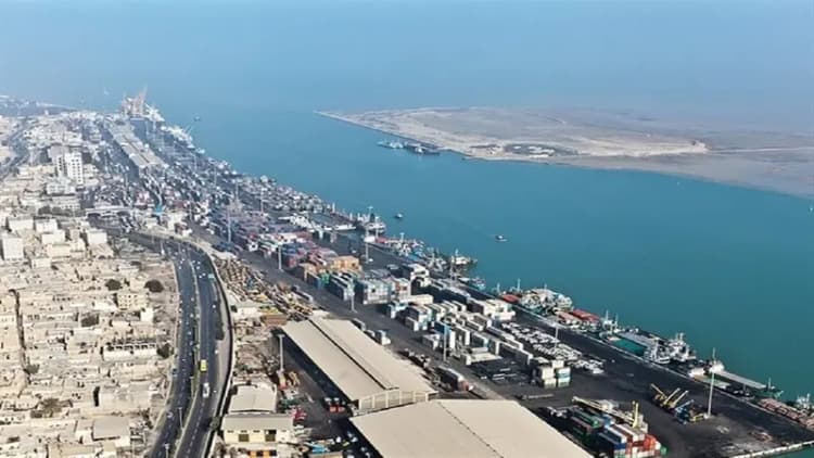 قیمت گوشت مرغ امروز دوشنبه ۱۹ خرداد ۱۴۰۴ 
