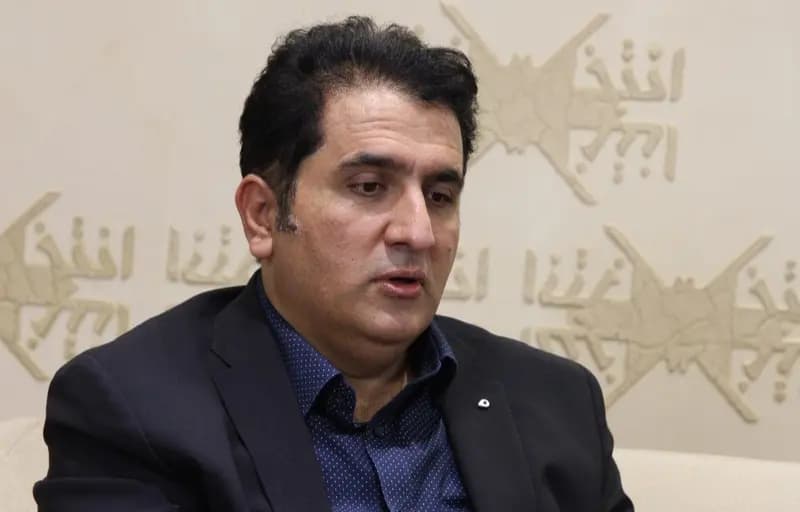 ویدیو/ آریا برزن محمدی، استاد دانشگاه تهران: اینکه آمریکا بتواند با ما کار کند، یعنی ظرفیتی عظیم برای یک رنسانس اقتصادی/ باید یک درمان بیابیم که اگر فردا روزی، ترامپ و پزشکیان باهم دست دادند، آسمان به زمین نرسد