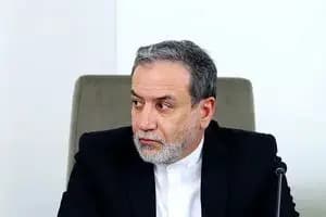 تصاویری از ناطق نوری و بهزاد نبوی در مراسم ختم برادر هاشمی رفسنجانی/ سردار حقانیان همنشین سید حسن خمینی شد/ وزیر دولت روحانی هم آمد