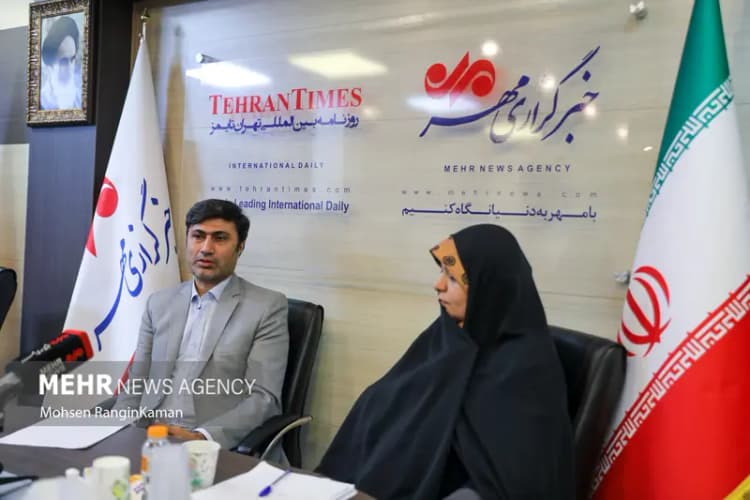 تصاویر آتش‌سوزی شدید در میدان نقش جهان اصفهان 