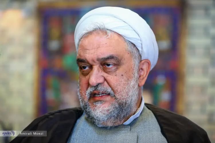 دیدنی های امروز؛ از فعالیت تنها آتشفشان اروپا تا جشنواره جنگ گوجه در کلمبیا