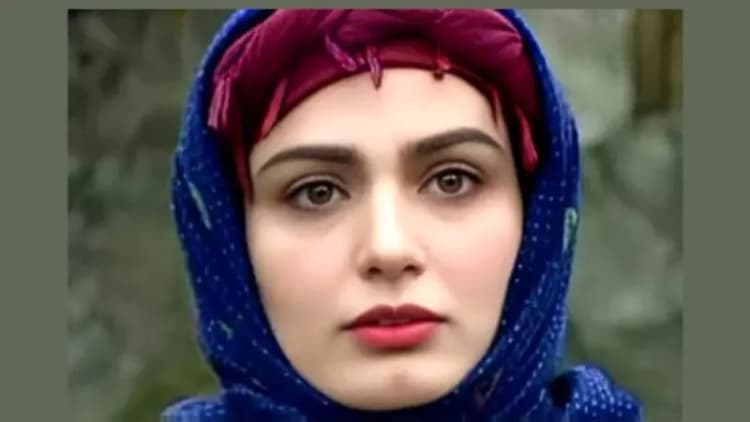 استایل مدلینگ روشنک گرامی با عینک دودی و کت چرمی / خانم بازیگر همگناه پلنگی پوش شد!