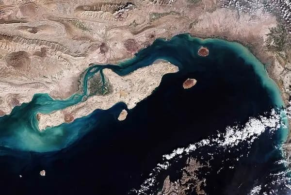 شهردار کرمان : مجوز اصلاح نمای ساختمان رایگان صادر می‌شود
