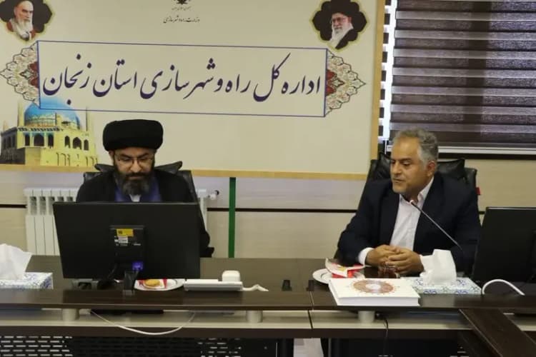 مسئولان زمینه رونق مشاغل خانگی را فراهم کنند