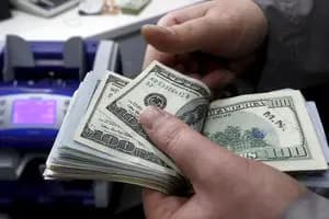جدیدترین قیمت دلار و سایر ارزها؛ دلار سقوط کرد