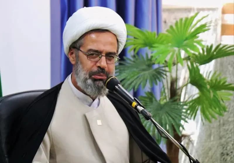 معلم‌ها در زندگی واقعی دانش‌آموز باید تأثیرگذار باشند