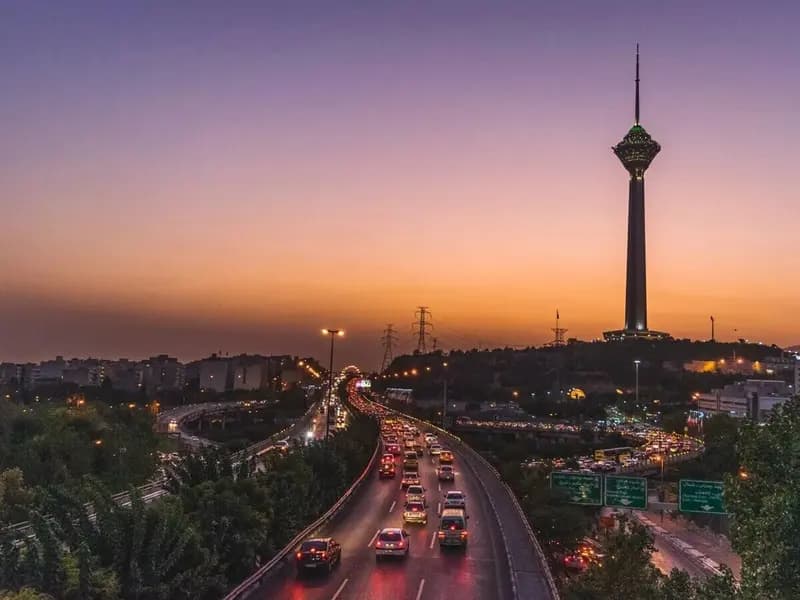 بازگشت گرما و طوفان تندری به تهران؛ این هشدار را جدی بگیرید