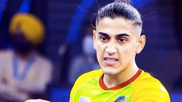 بمب اصلی پرسپولیس هفته آینده منفجر می‌شود