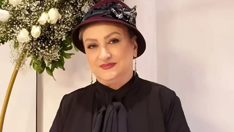 عکس سفر به ایام  / «مریم امیرجلالی» در دیدار با «هاشمی رفسنجانی» / سال 1394