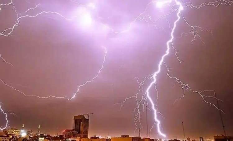 اتوبوس رشت به تهران، سال 1336 خورشیدی+عکس