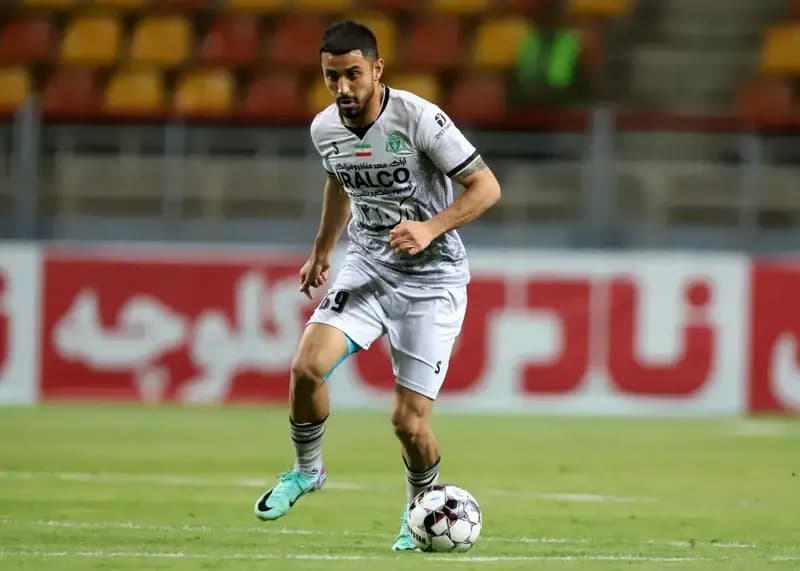 خداحافظی احساسیِ ستاره جدید پرسپولیس با لباس سفید