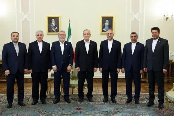سیاست 2 ستونی تازه آمریکا در خلیج فارس/ کاهش تهدید ایران برای عربستان و ایفای نقش نیروی مهارگر ترکیه
