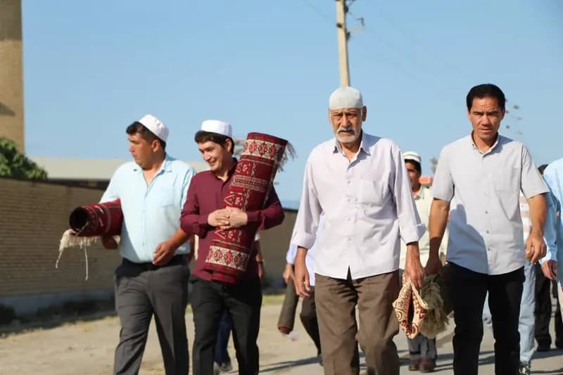 اقامه نماز عید قربان در بندرترکمن