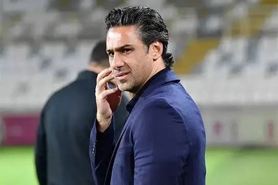 جباری باید قبول کند،سرمربیگری استقلال برایش زود است