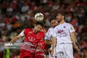 مجوز حرفه‌ای استقلال و پرسپولیس صادر شد
