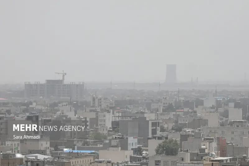 سایه سیاه آلودگی بر آسمان مشهد