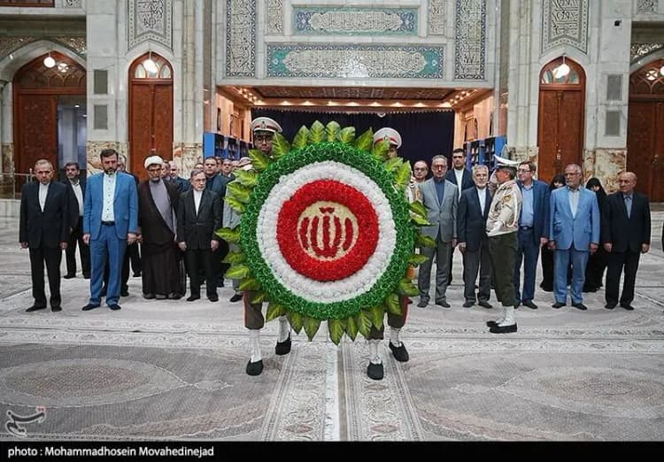 یادگار امام: جمهوری اسلامی نباید از توده مردم جدا شود