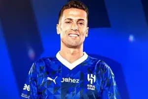 پرونده لالیگا با دبل لواندوفسکی و پیروزی بارسلونای قهرمان بسته شد