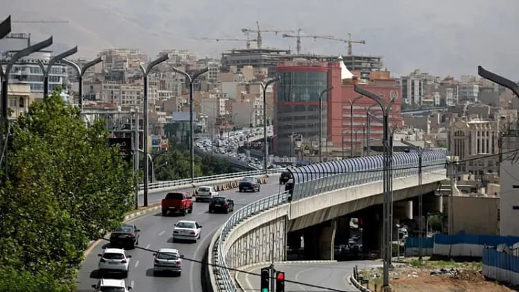 سازمان بهزیستی: ۱۲ تا ۱۵ درصد سالمندان ایرانی تنهایی زندگی می‌کنند / سالمندی بحران نیست؛ محصول موفقیت‌های نظام سلامت است اما وقتی جامعه‌ای بدون آمادگی به استقبال سالمندی می‌رود، آن‌گاه با بحران مواجه می‌شود و ایران دقیقاً در آستانه چنین مرحله‌ای قرار دارد