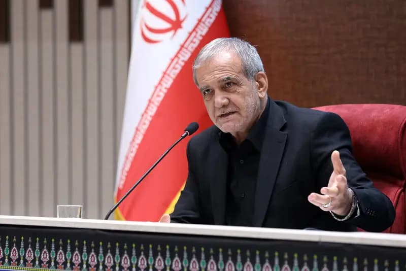 پزشکیان : نگاه ما به همسایگان و دنیا برادری، صمیمیت و دوستی است