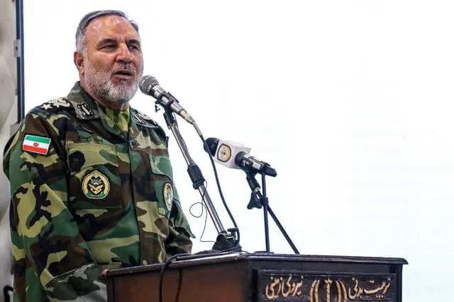 فرمانده نزاجا هشدار داد: صلح می‌سازیم اما با قدرت