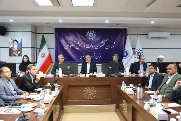 ۲۴ تن چوب «ام‌دی‌اف» فاقد مجوز در الیگودرز کشف شد