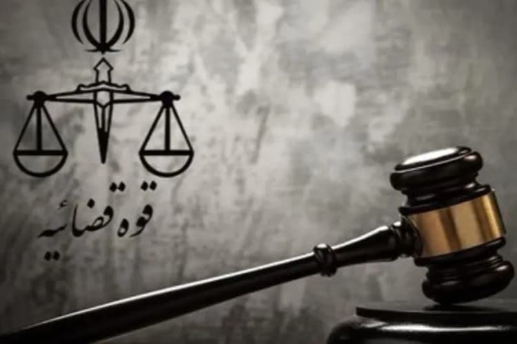 حملات تند کیهان به عبدالناصر همتی/ تازه متولد شده ای؟!/ باید از این حرف شرم کنید/ یک ادعانامه ملی علیه او تهیه شود
