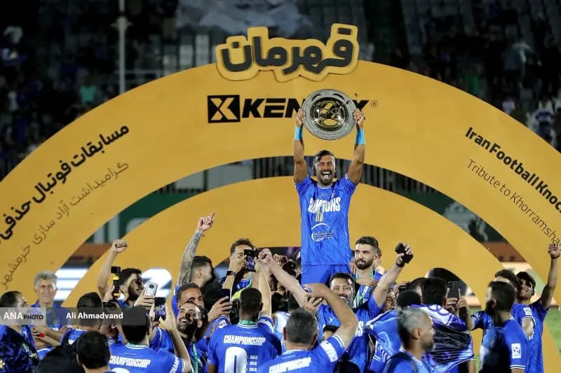 ویدیویی جذاب از جشن قهرمانی استقلال در جام حذفی 