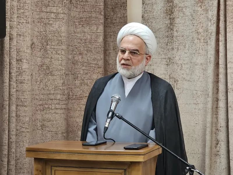 پژوهش‌های حوزوی باید مسائل روز و تاریخی را در اولویت قرار دهد