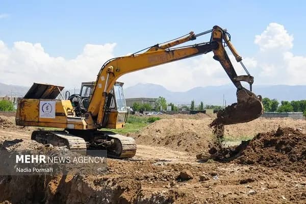 کشف و انتقال خمره‌های تاریخی در دهلران