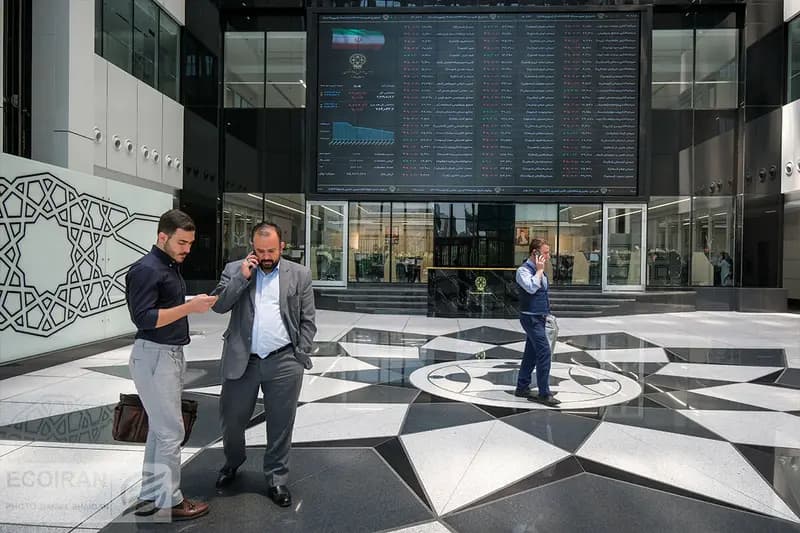 پیش بینی بورس فردا را بخوانید/  بازار سهام قرمز می‌شود؟