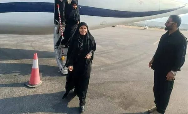 معاون دفتر پزشکیان: خانم وزیر یک روز کیش بود