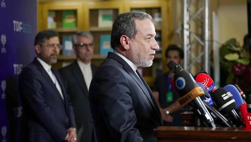 عراقچی: اگر موضع بریتانیا "غنی‌سازی صفر" باشد، گفت‌وگویی نمی‌ماند