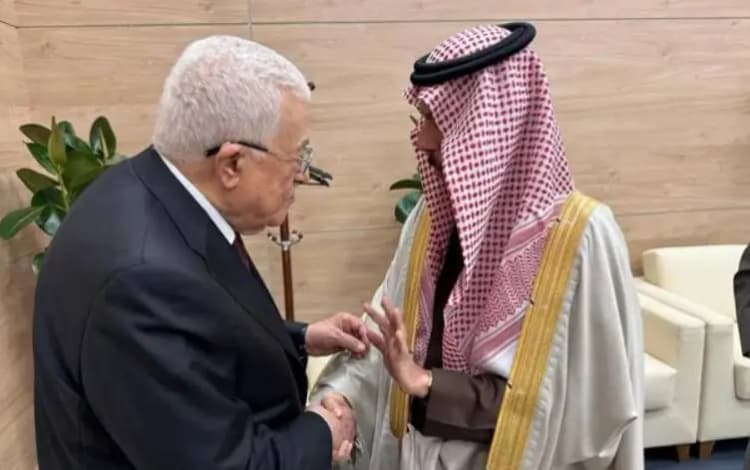 احمدیان: امکان پیشرفت همه، ویژگی نظم جدید جهان خواهد بود