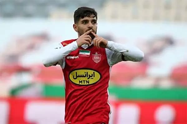 عمری: چه افتخاری بالاتر از تمدید با پرسپولیس!