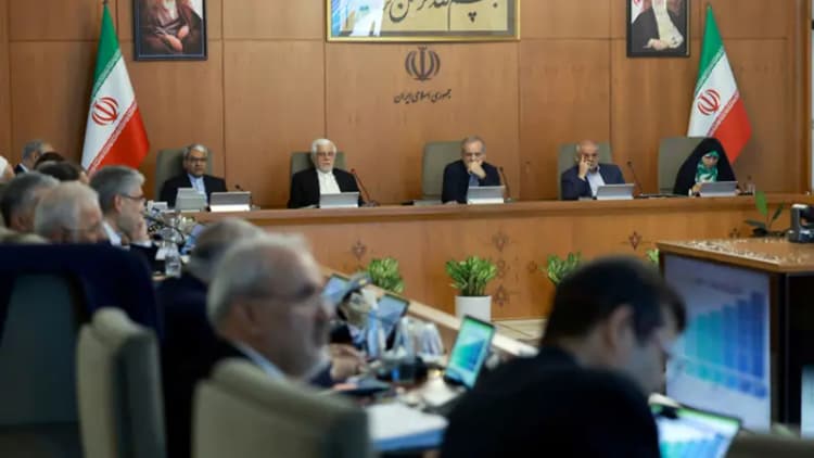 جاسوسی و خیانت منافقین علیه مردم ایران