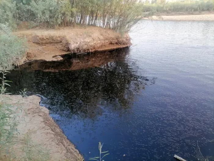 دستور دادستان امیدیه در خصوص لکه‌های نفتی در رودخانه مارون