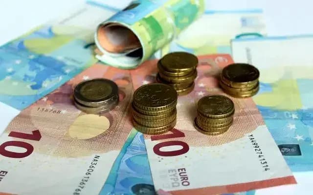 جزئیات جدید واریز حقوق بازنشستگان لشکری و کشوری خرداد ۱۴۰۴/ زمان پرداخت معوقات و حقوق بازنشستگان تامین اجتماعی