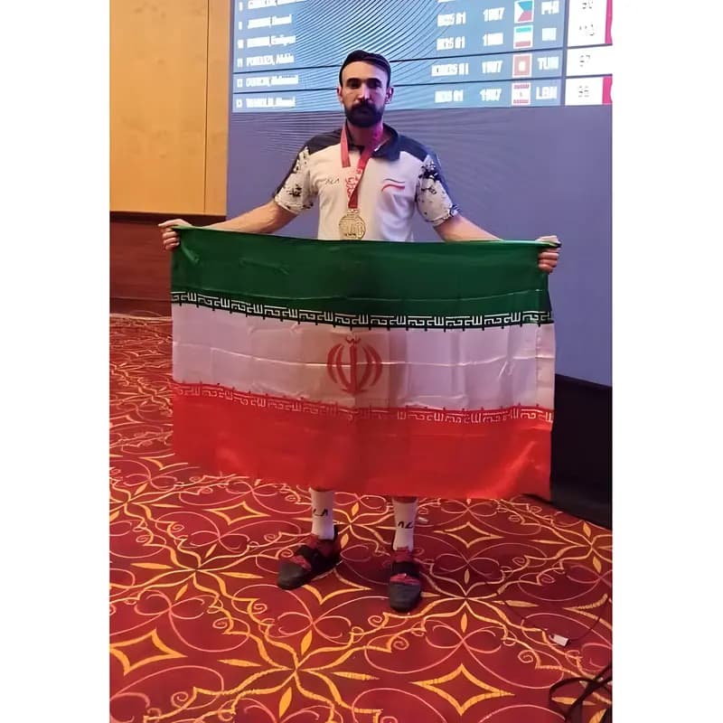 درخشش وزنه‌بردار چهارمحال و بختیاری در مسابقات آسیایی پیشکسوتان