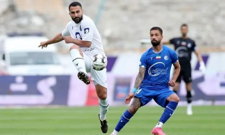 یک امضا تا تمدید قرارداد ۲ ملی‌پوش پرسپولیس