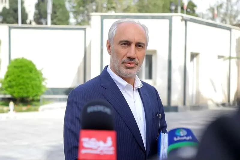 رئیس سازمان برنامه و بودجه: دولت در تلاش است که طرح پرداخت کالابرگ را با منابع مطمئن اجرا کند؛ این موضوع به خرداد ماه نمی‌رسد/ مطالبات گندم‌کاران تا ۱۰ روز دیگر پرداخت می‌شود