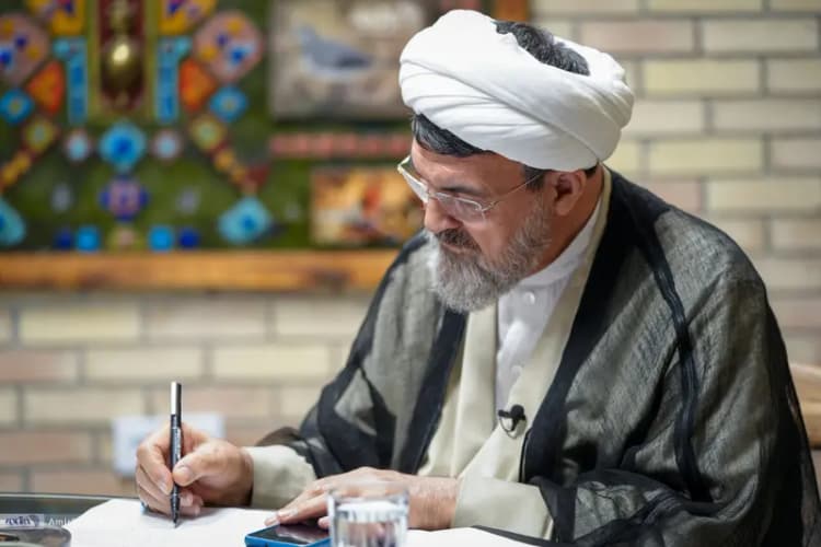 رئیس دفتر عقیدتی سیاسی فرماندهی کل قوا:متاسفانه در قدرت نرم ناقص عمل کرده‌ایم