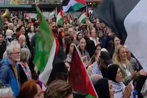الموسوی: برخی حکام عرب مجری سیاست‌های آمریکا هستند