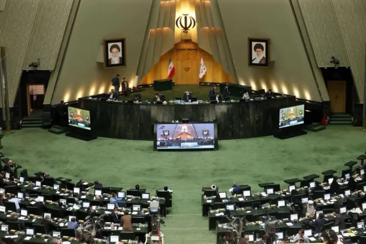 هشدار سازمان حمایت در مورد افزایش ۷۵ درصدی تعرفه اینترنت/ تغییر نرخ بدون هماهنگی تخلف است