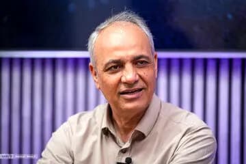 منازعه بازمانده از زمان شاه / تهران و واشنگتن از دهه ۱۹۷۰ در مورد غنی‏‌سازی اورانیوم و بازفرآوری سوخت هسته‏‌ای در خاک ایران با یکدیگر اختلاف‌‏نظر دارند