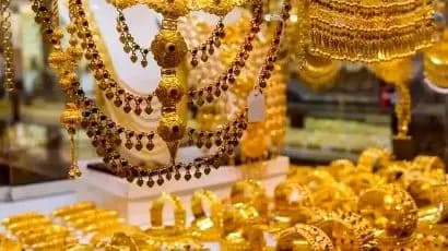 بانک مرکزی ارز مبادله‌ای را سه هزار تومان ارزان کرد/ دبیر کانون صرافان ارز: بازار مطمئن است توافق می‌شود
