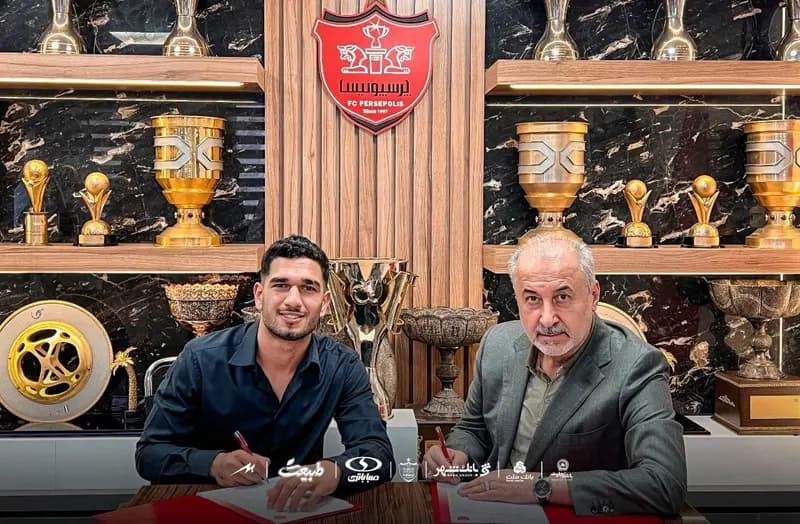 یک ستاره دیگر با پرسپولیس تمدید کرد
