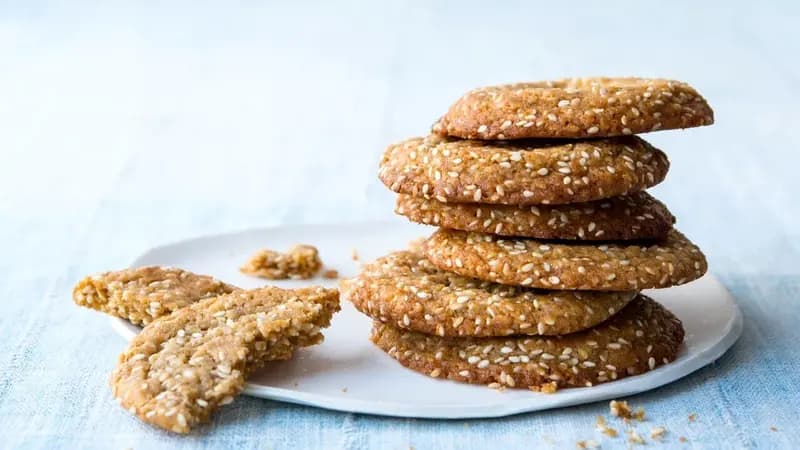 طرز تهیه کوکی ارده؛ یک میان‌وعده مقوی و رژیمی