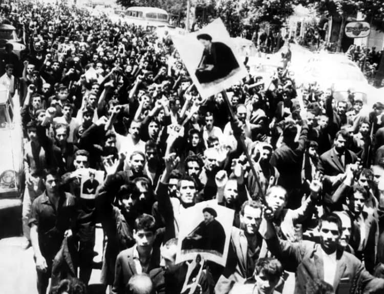 خرید ۵۴ هزارتن کلزا درگلستان؛گام بلند تعاون روستایی برای خودکفایی روغن